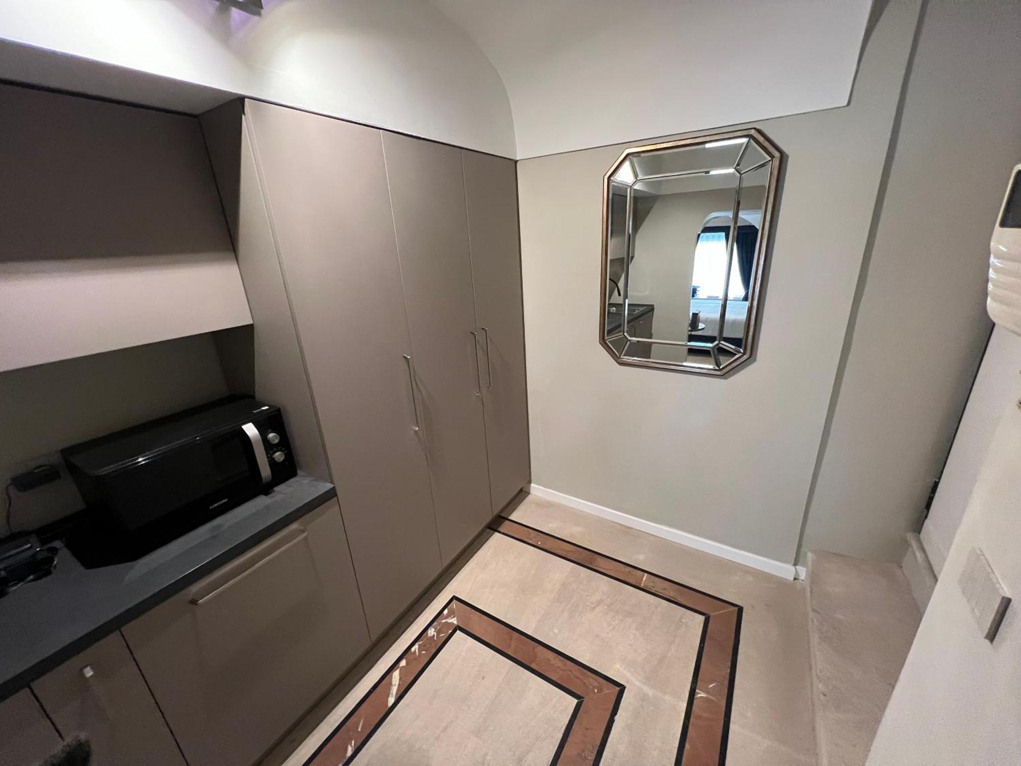 Rome Luxury Blue Suites- Love Exterior photo